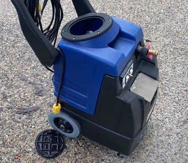 Blue and black E600 on a concrete surface